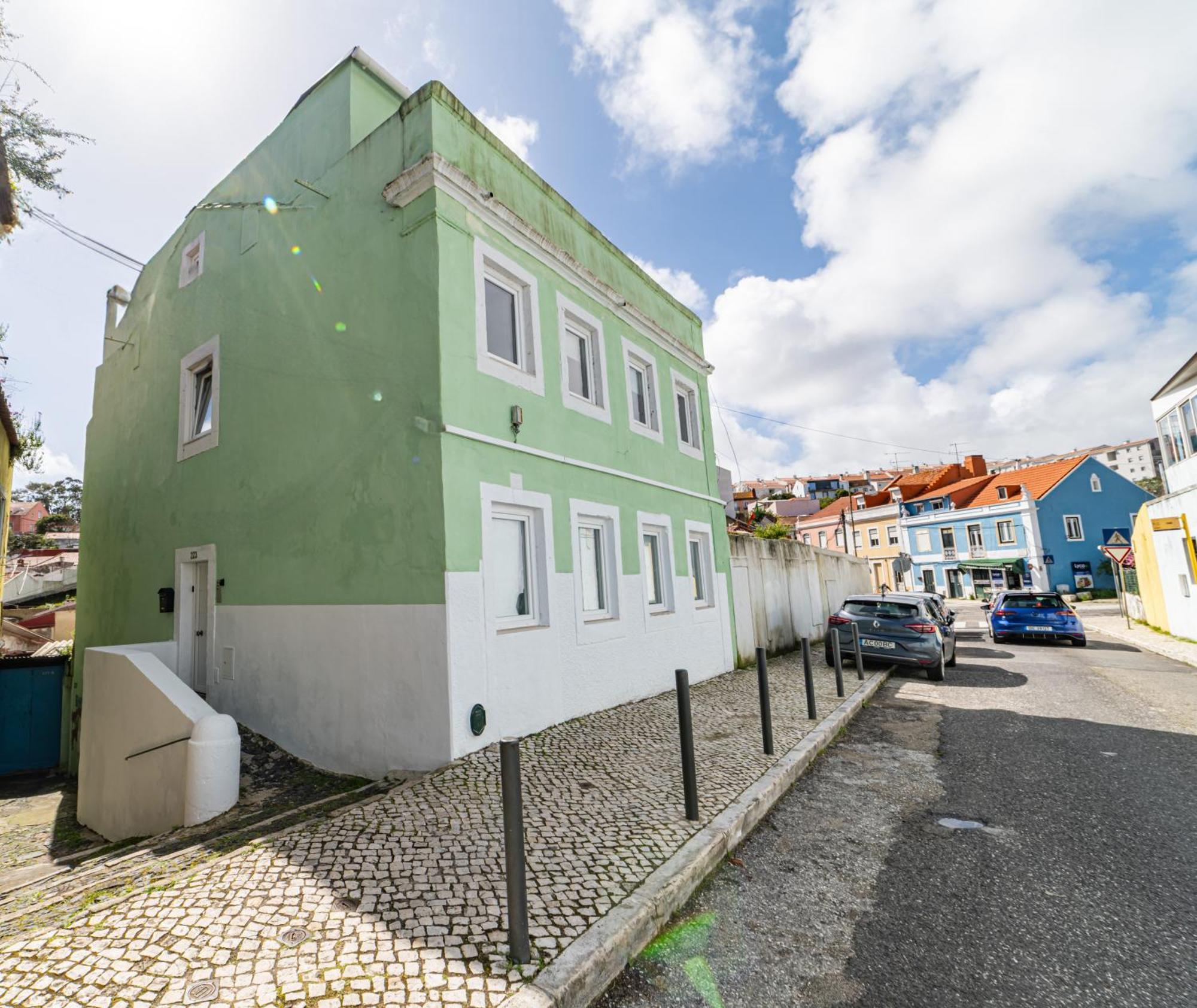 Cruzeiro Charm Apartments Lisbon Luaran gambar